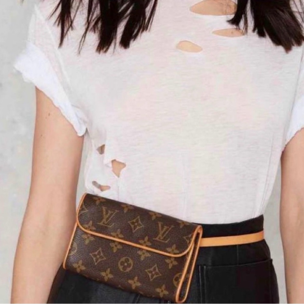 Louis Vuitton Pochette Florentine Crossbody/Waist Bag